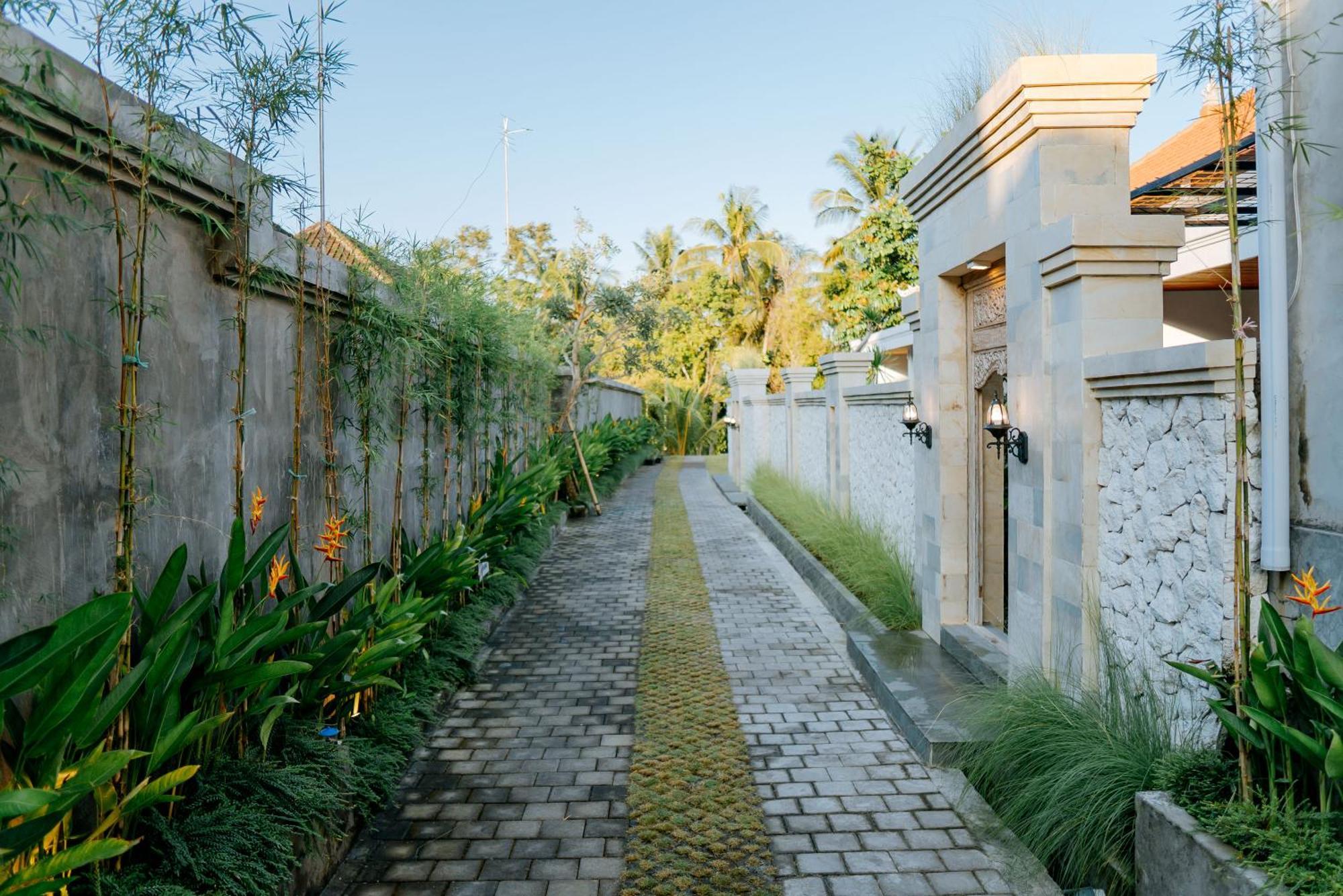 Отель Bali Made Escape Паянган Экстерьер фото